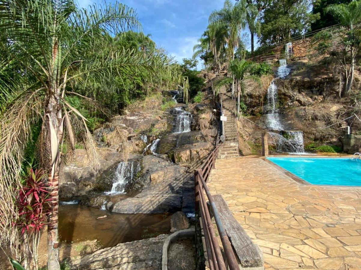 Pousada Cachoeira Dos Sonhos แซร์ฮาเนกรา ภายนอก รูปภาพ
