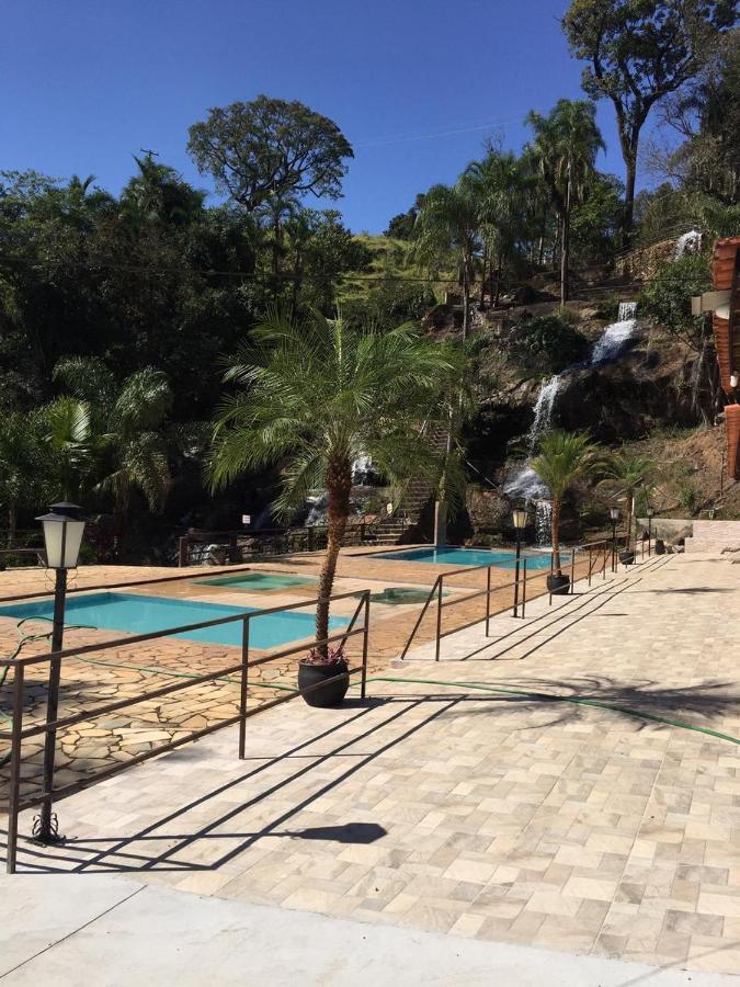 Pousada Cachoeira Dos Sonhos แซร์ฮาเนกรา ภายนอก รูปภาพ